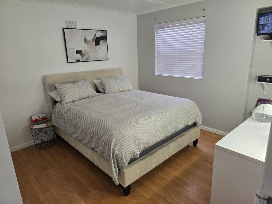 5 Bedroom Property for Sale in Portlands Western Cape